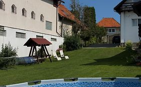 Casuta cu Dumbrava